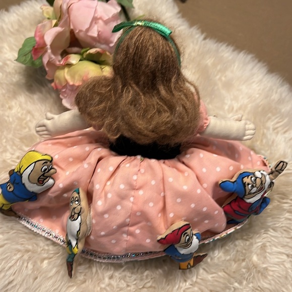 Snow White Dwarves & witch 🍎👑 - Picture 4 of 6